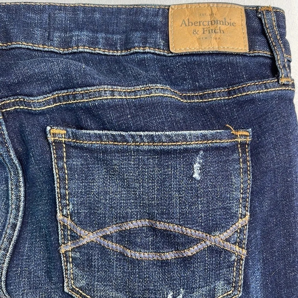ABERCROMBIE & FITCH Flare Jeans Blue Dark Wash Distressed Mid Rise Y2K Size 8 - Picture 5 of 11